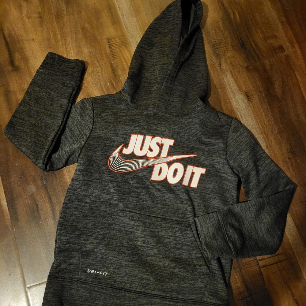 Size 5T small kids Nike sweater